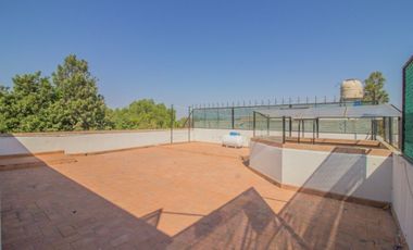 En Venta Casa con departamento en San Miguel – A 10 min caminando al Centro