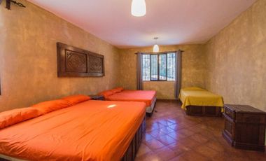 En Venta Casa con departamento en San Miguel – A 10 min caminando al Centro