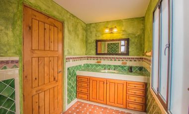 En Venta Casa con departamento en San Miguel – A 10 min caminando al Centro