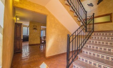 En Venta Casa con departamento en San Miguel – A 10 min caminando al Centro