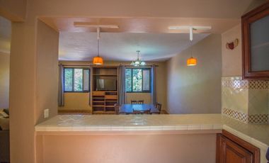 En Venta Casa con departamento en San Miguel – A 10 min caminando al Centro