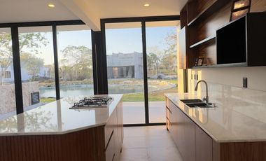 Casa en Altozano Frente al lago