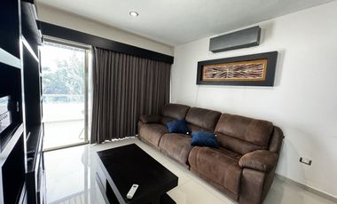 Casa 3 Recámaras en Esquina con Piscina, Temozón