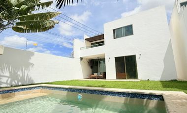 Casa 3 Recámaras en Esquina con Piscina, Temozón