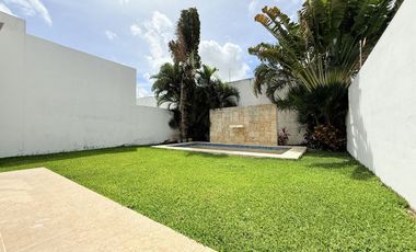 Casa 3 Recámaras en Esquina con Piscina, Temozón
