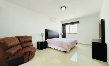 Casa 3 Recámaras en Esquina con Piscina, Temozón