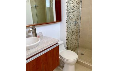 APARTAMENTO REMODELADO ILUMINADO
