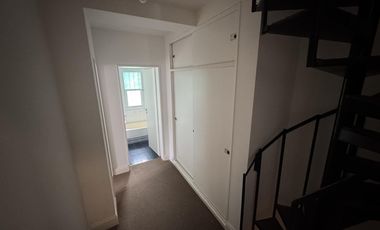 Casa de 6 ambientes con jardin, pileta y parrilla en venta en Vicente Lopez
