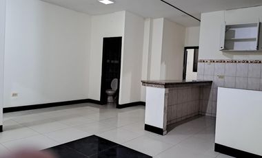 Departamento de 2 hab en 24 ava y Cuenca  SanS