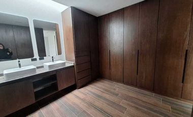 Renta Preciosa Casa Nueva a Estrenar en Lomas zona distrito escolar