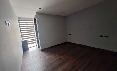 Renta Preciosa Casa Nueva a Estrenar en Lomas zona distrito escolar