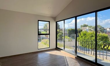 VENTA BONITA CASA EN ESQUINA FRACC FINCA LAS MEMORIAS ATLIXCO