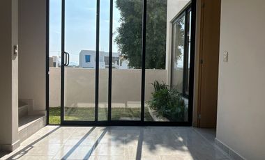 Se vende preciosa casa en Atlixco en Fraccionamiento Finca las Memorias.