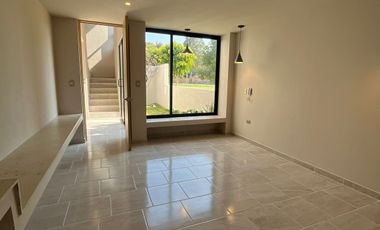 Se vende preciosa casa en Atlixco en Fraccionamiento Finca las Memorias.