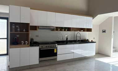 Se vende preciosa casa en Atlixco en Fraccionamiento Finca las Memorias.