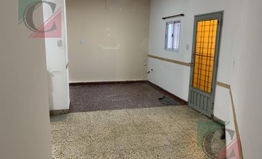 Departamento Casa 3 ambientes en Lanús Oeste
