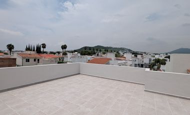CASA VENTA CORREGIDORA QUERETARO