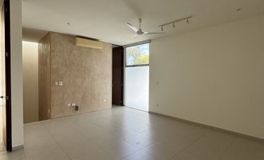 Casa en Venta o Renta en Privada Allegra. Zona Cabo Norte