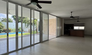 Casa en Venta o Renta en Privada Allegra. Zona Cabo Norte