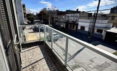 Departamento monoambiente con cochera en lanus