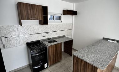 Departamento monoambiente con cochera en lanus
