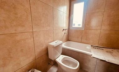 Dúplex en venta - 2 Dormitorios 2 Baños - Cochera - 145Mts2 - Ringuelet