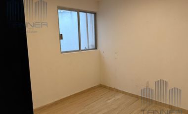 VENTA CASA EN CONDOMINIO LOMAS DE BEZARES. REMODELADA (CT)