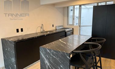 VENTA CASA EN CONDOMINIO LOMAS DE BEZARES. REMODELADA (CT)