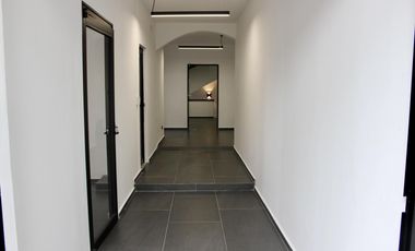 Oficina en renta a 2 cuadras av mexico