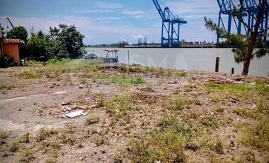 TERRENO EN RENTA DA AL RÍO EN CARRETERA A LA BARRA