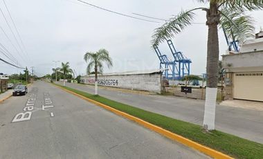 TERRENO EN RENTA DA AL RÍO EN CARRETERA A LA BARRA