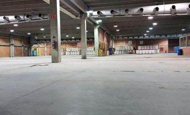 Bodega en renta de 1,800 m2 en Cuautitlán