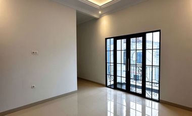 Rumah 1 Man Dalam cluster Townhouse Jagakarsa Jakarta Selatan