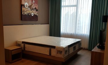 Dijual Town House Puri Mansion Hadap Pool 3 lantai Uk 6x12 Lb 143 m2