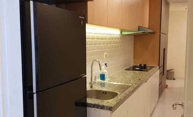 Dijual Town House Puri Mansion Hadap Pool 3 lantai Uk 6x12 Lb 143 m2