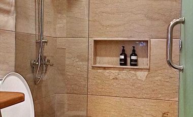 ✨ CONTOH VILLA FULL FURNISHED 2 LANTAI + ROOFTOP – KOTA BATU