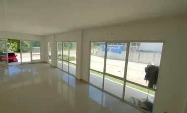 Dikontrakan RUKO DI HOOK DI SENTUL NIRWANA