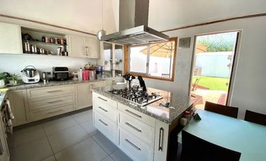 Casa en renta en Lomas Hipodromo, al lado de Tecamachalco. Amueblada o semi amueblada