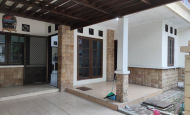 Rumah cantik siap huni di Pondok Mutiara Sidoarjo