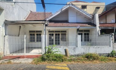 Rumah disewakan di Wiyung, Surabaya