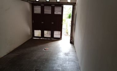 DISEWAKAN RUMAH DI VILLA CINERE MAS