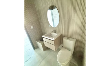 BALBOA / PH BOC / 99M / OFICINA / 2 PARKING / VISTA AL MAR / VACIO