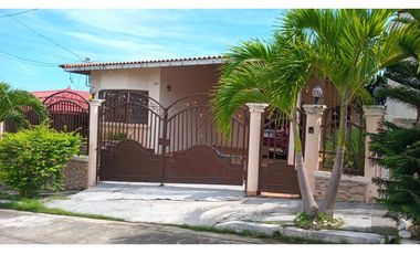 QUINTAS DE SAN ANTONIO / 300M / TERRAZA / APT INDEPENDIENTE