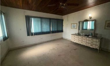 ALQUILER DE CASA COMERCIAL O RESIDENCIA EN DAVID EN EL CENTRO