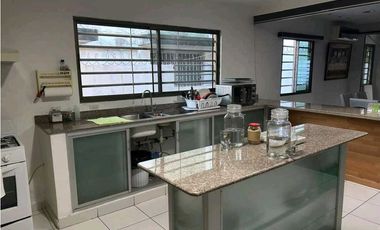VENTA CASA EN PARQUE LEFEVRE PRECIO DE OPORTUNIDAD 448M2 TERRENO JP