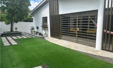 VENTA CASA EN PARQUE LEFEVRE PRECIO DE OPORTUNIDAD 448M2 TERRENO JP