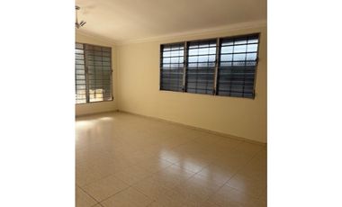 VENDO CASA EN BRISAS DEL GOLF MODELO MESETA