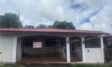 VENDO CASA EN BRISAS DEL GOLF MODELO MESETA