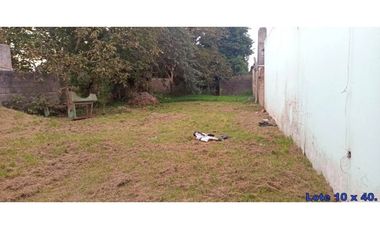 Se vende Hermoso lote  con construcción iniciada para vivienda.