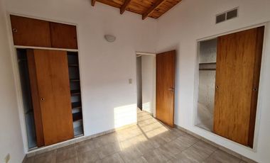 Duplex en alquiler en Lanus Este